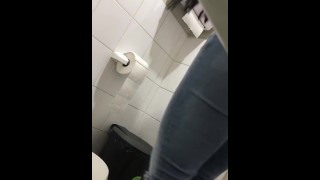 Voyeur teen cousin wc